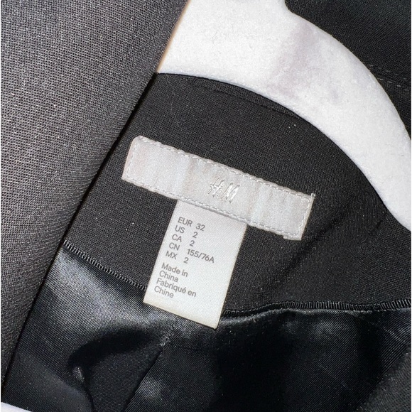 H&M Black Trench Coat with Zippers - Picture 2 of 6